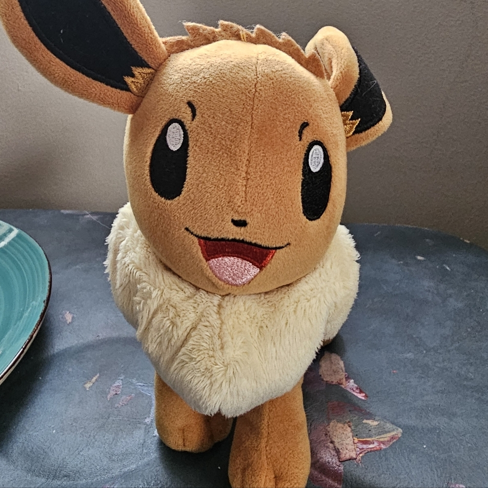 Pokemon EEVEE plush